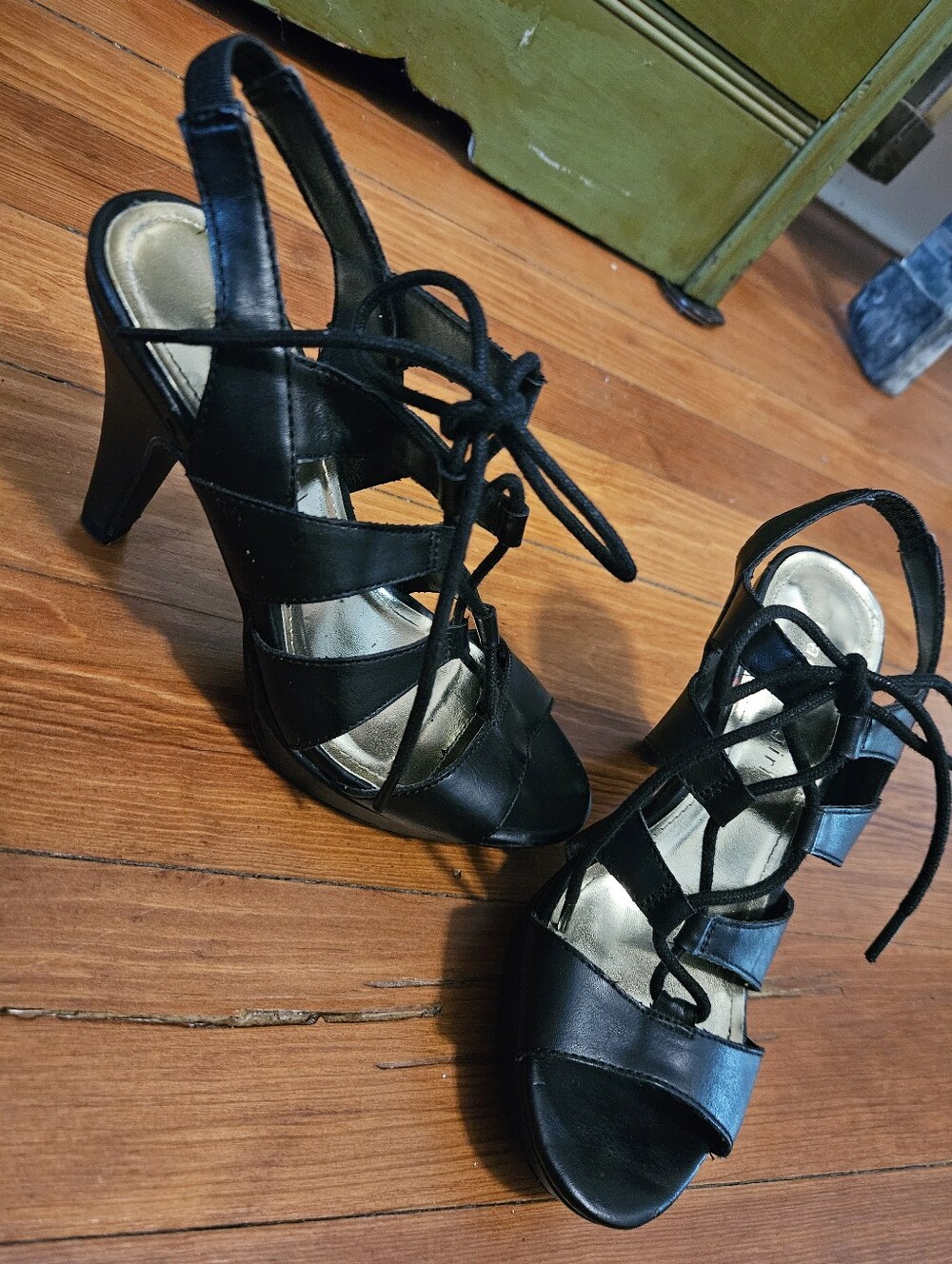 Size 5.5 * Madden Girl * Black Strappy Heels * 4" * Elastic * Comfortabl